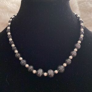 silver and black pearl necklace